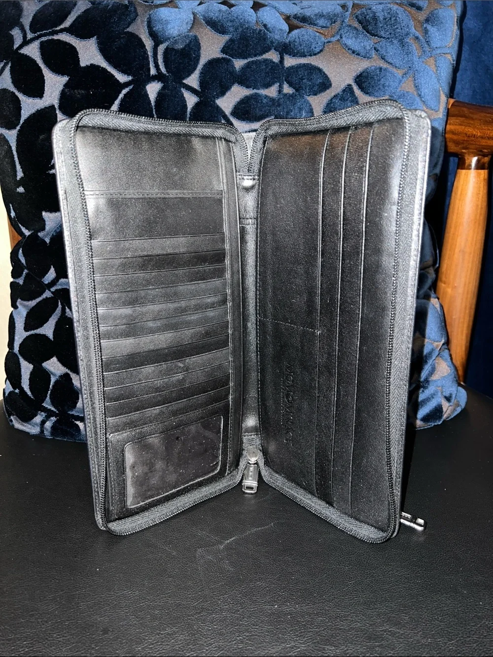 Men's Black Zip-Around Leather Organizer Wallet